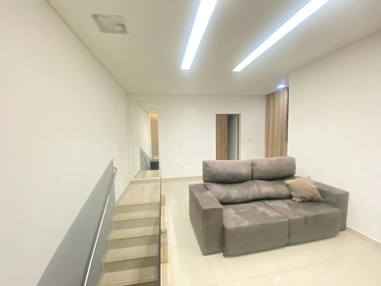 Casa mobiliada com piscina para hospedagem curta temporada - Foto 3