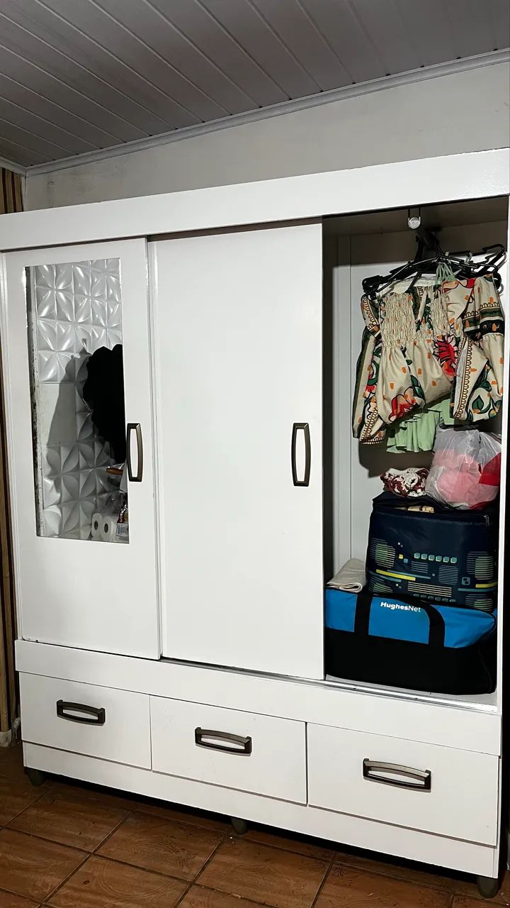 ? Guarda-Roupa Branco com Espelho - Foto 3