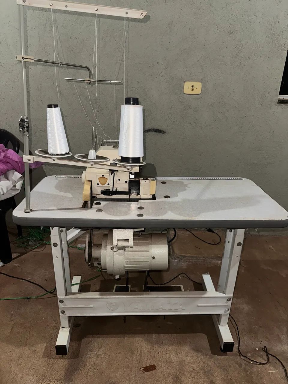 Máquina overloque  - Foto 3