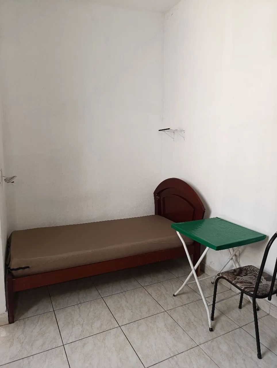 Kitnet no Carlos Prates só para mulheres  - Foto 2