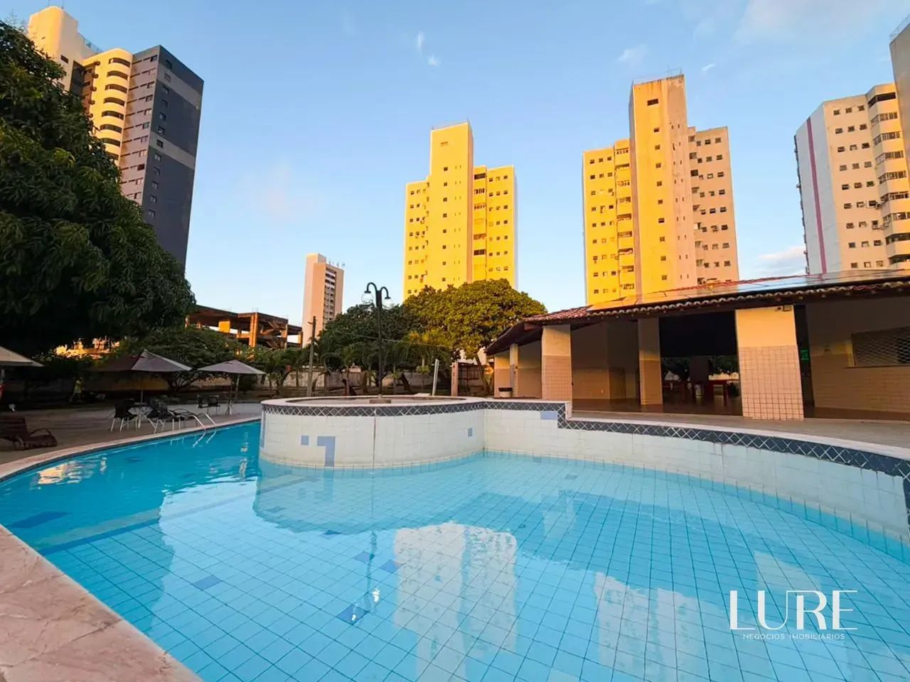 Apartamento Super ESPAÇOSO com 4 quartos em Petrópolis - Natal - RN - Foto 3