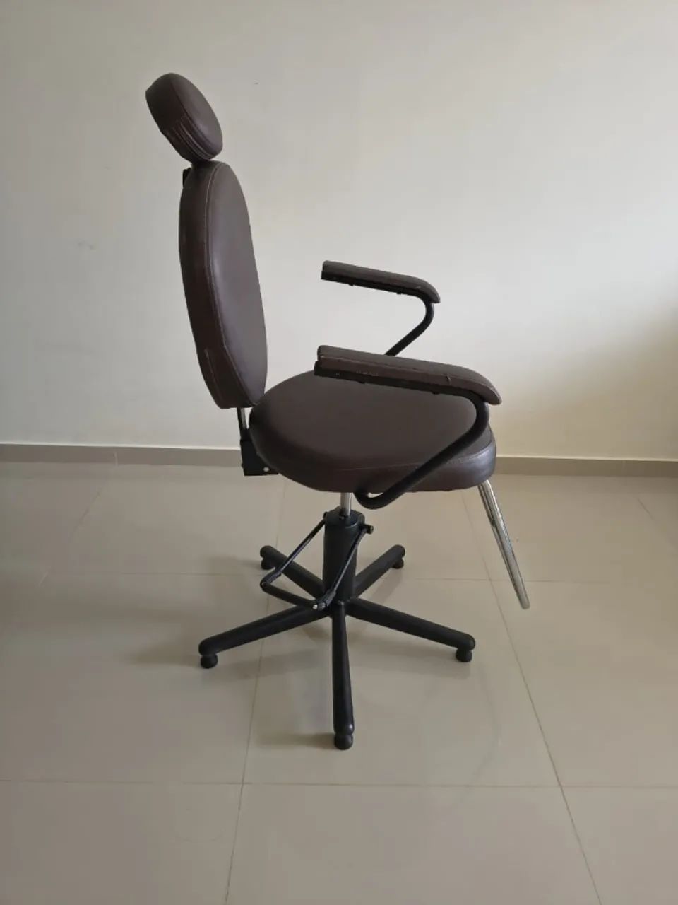 CADEIRA SALÃO DE CABELEREIRO - Foto 2