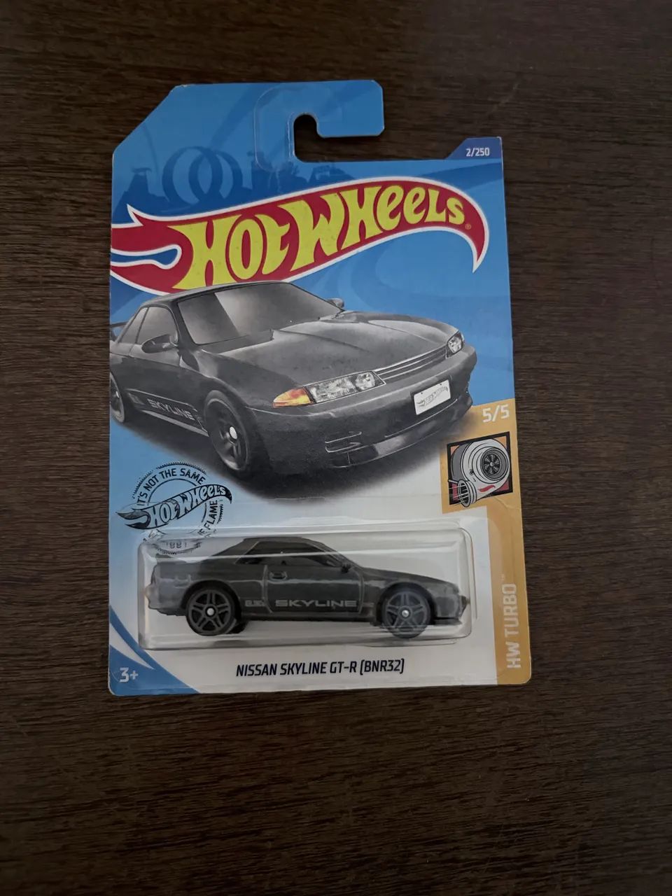 Hot wheels Skyline GT-R 32 cinza
