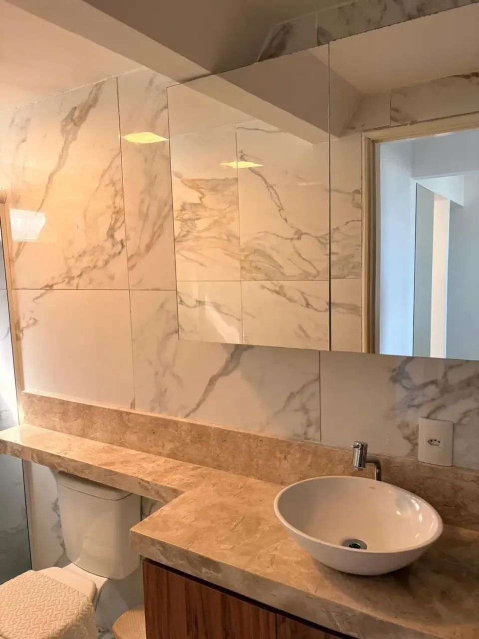 Apto Mobiliado  Quarto e Sala  Vista Mar  Praia da Avenida - Foto 3