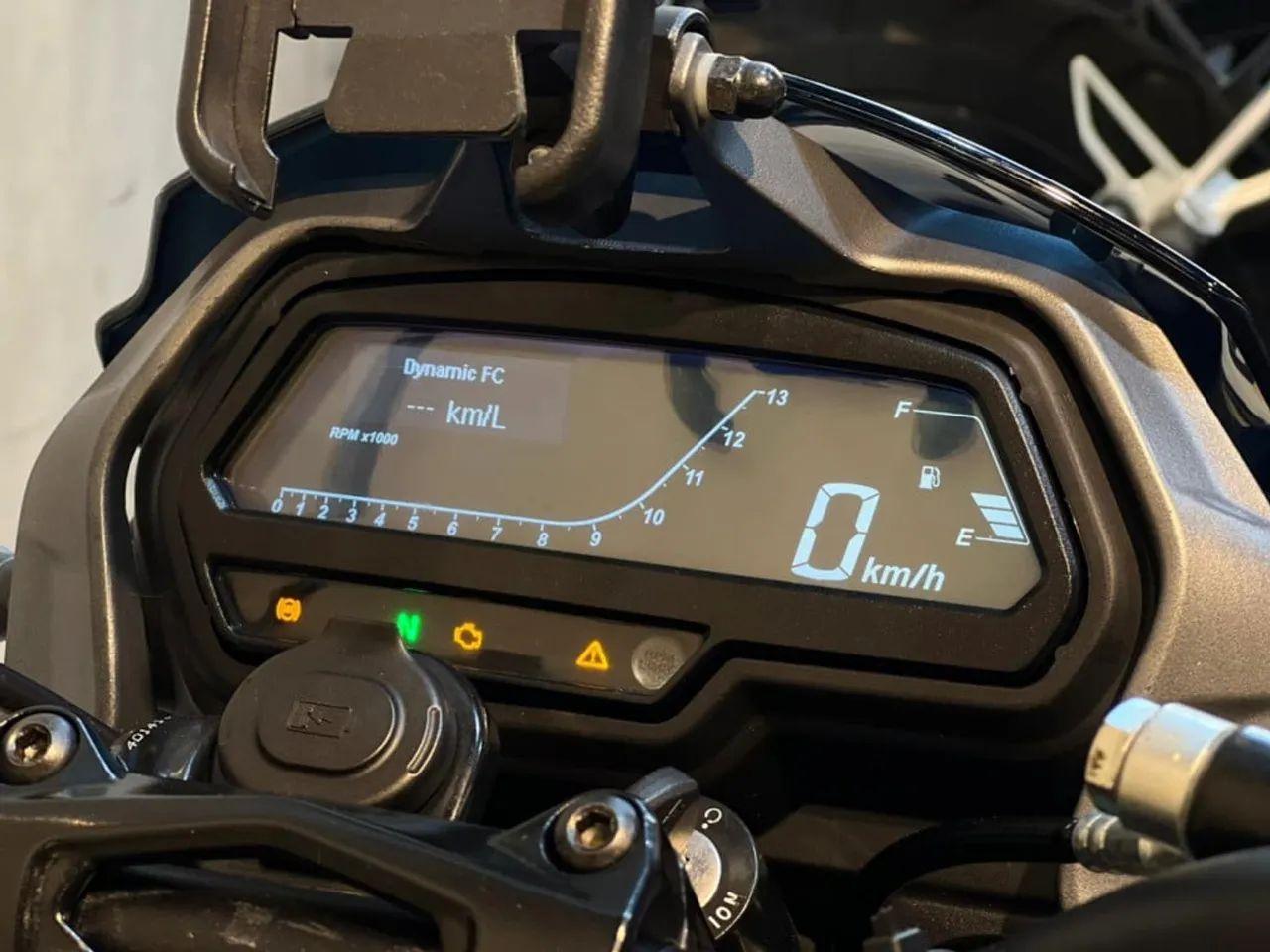 BAJAJ DOMINAR 400 - Foto 5