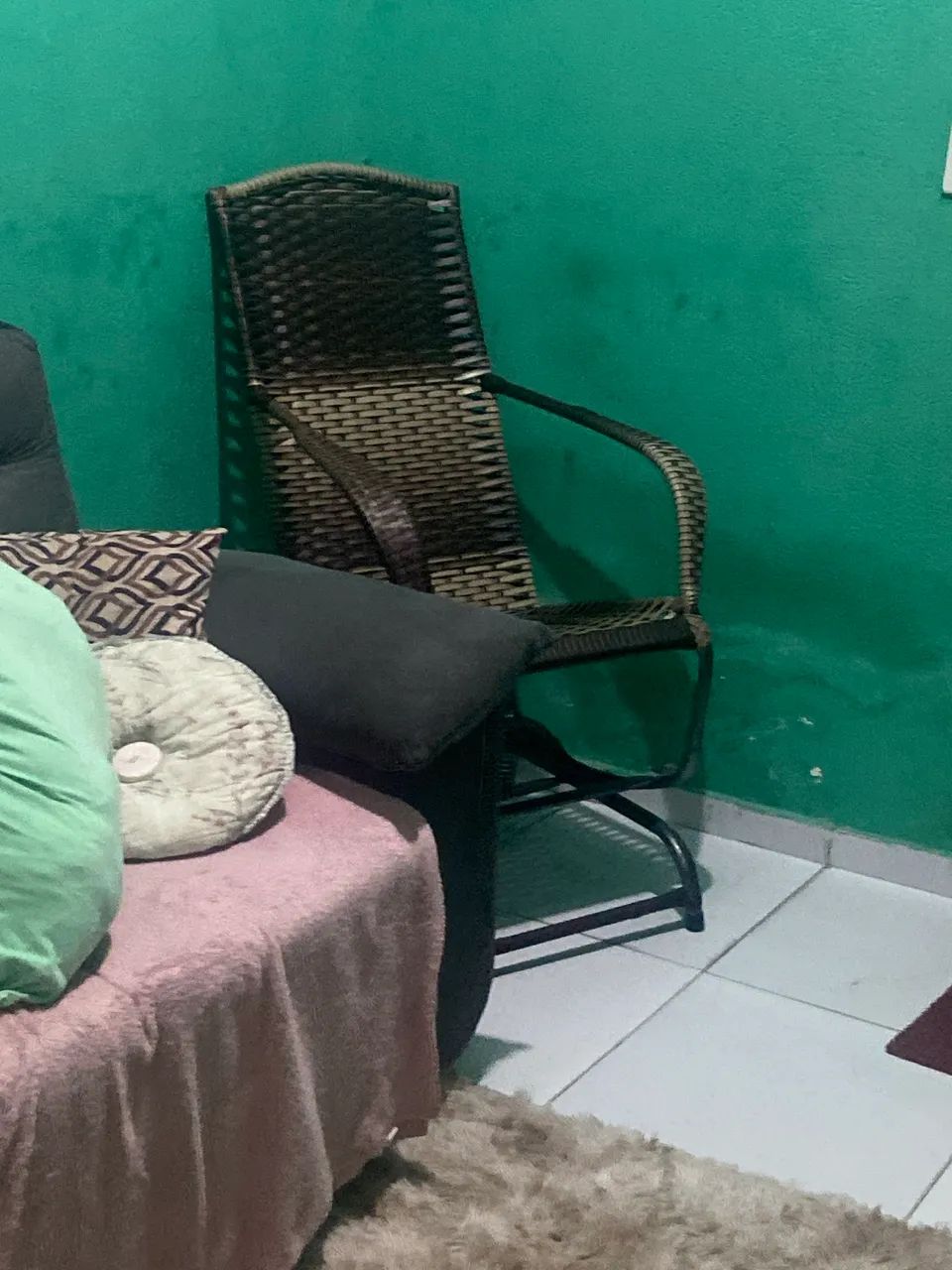 4 cadeiras de balanço e um centro