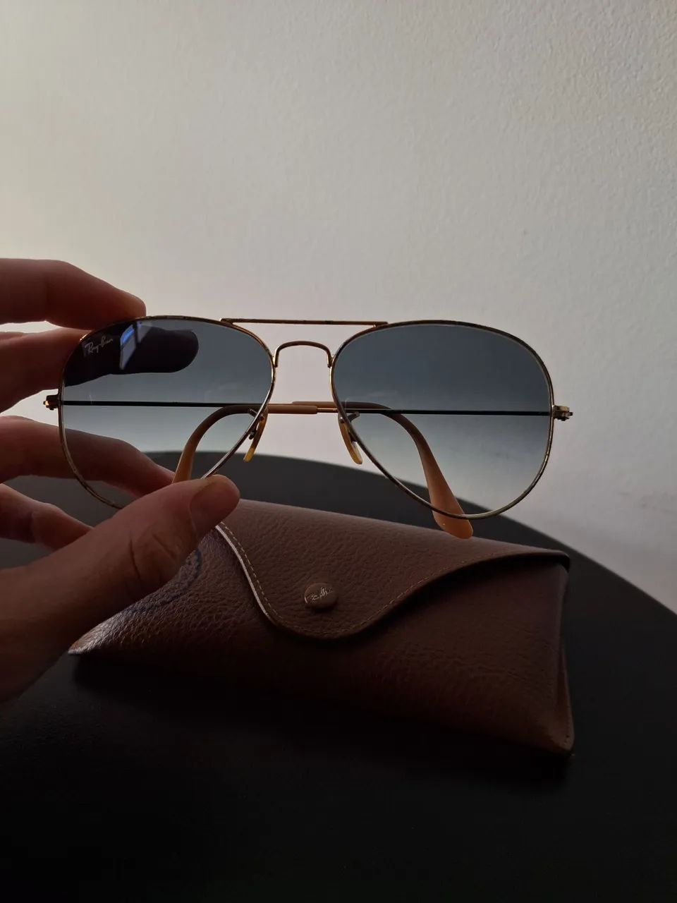 óculos de sol degradê aviador da rayban - Foto 2