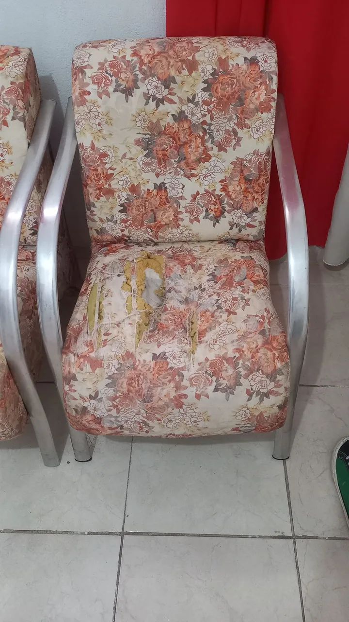 Vendo 2 poltronas barato para reforma - Foto 3