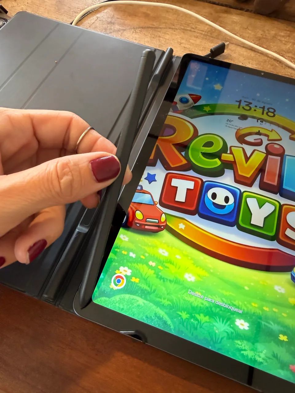 Tablet Samsung s6 lite com caneta capa brinde teclado e mouse perfeito estado - Foto 2