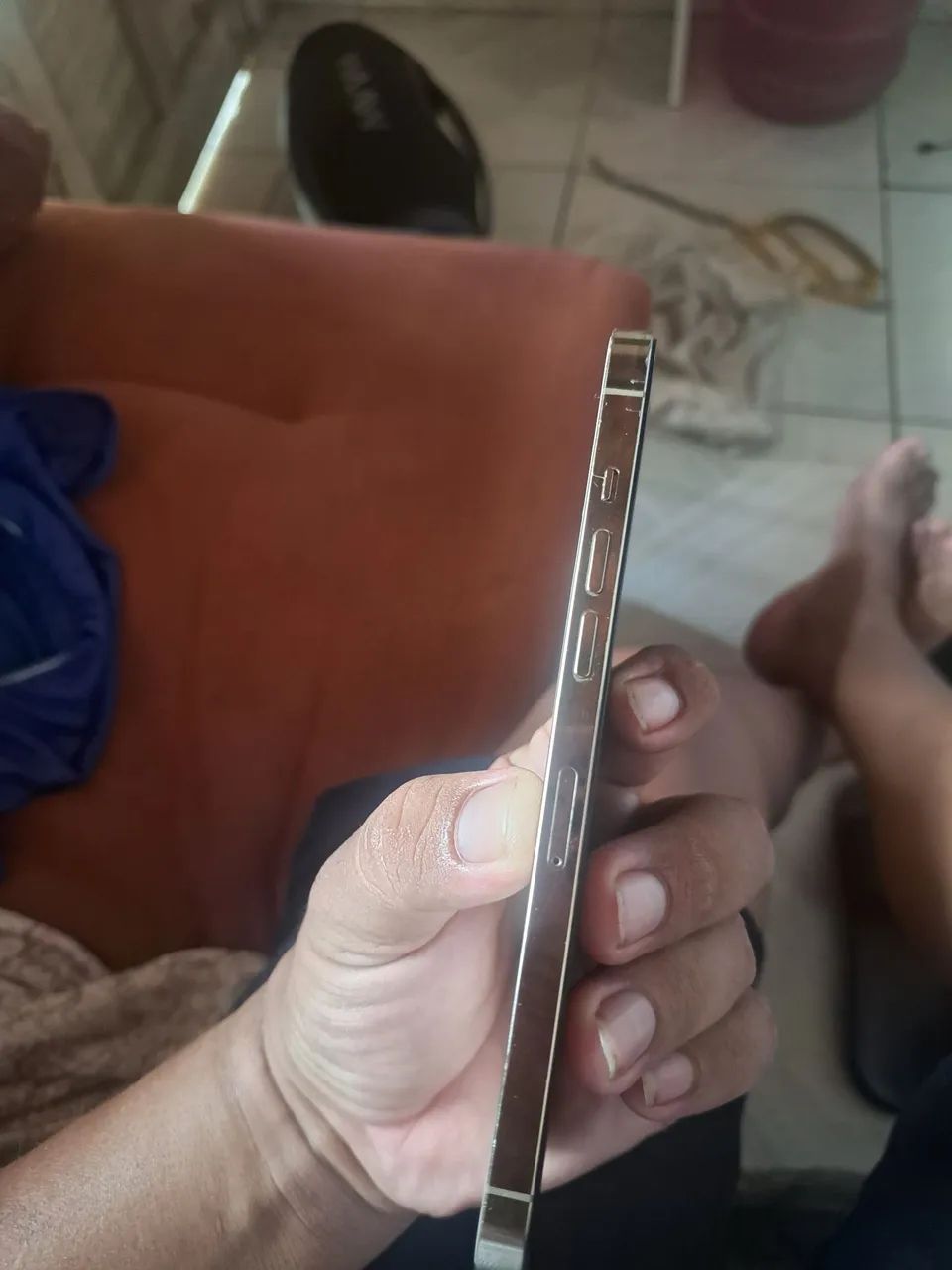 Iphone 12 pro max sem defeitos 128 gigas  - Foto 2