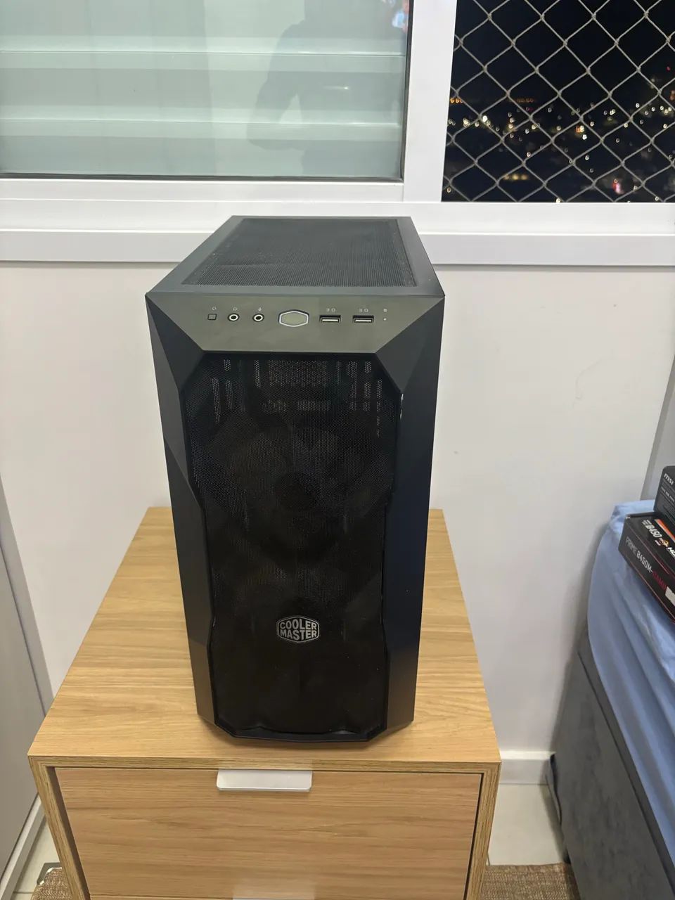 Gabinete cooler master masterbox td300 + 2 fans Cooler master