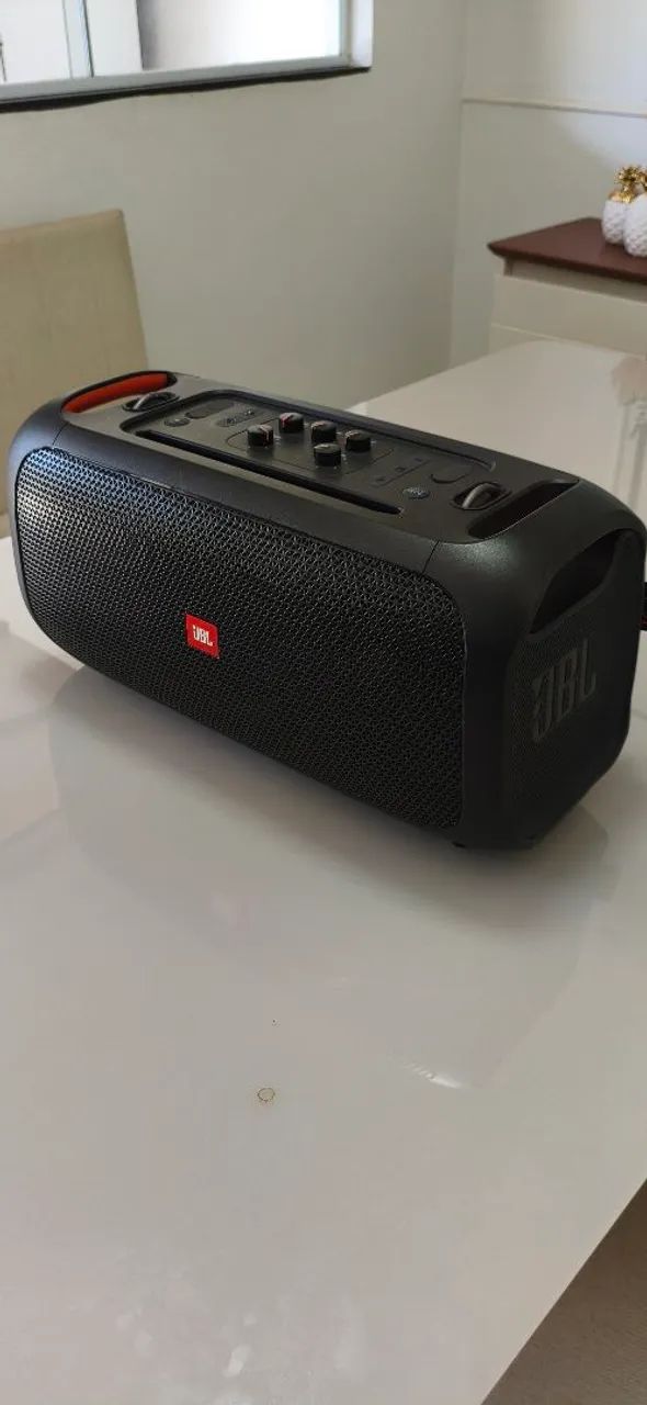 Caixa de som JBL party box on-the-go com nota