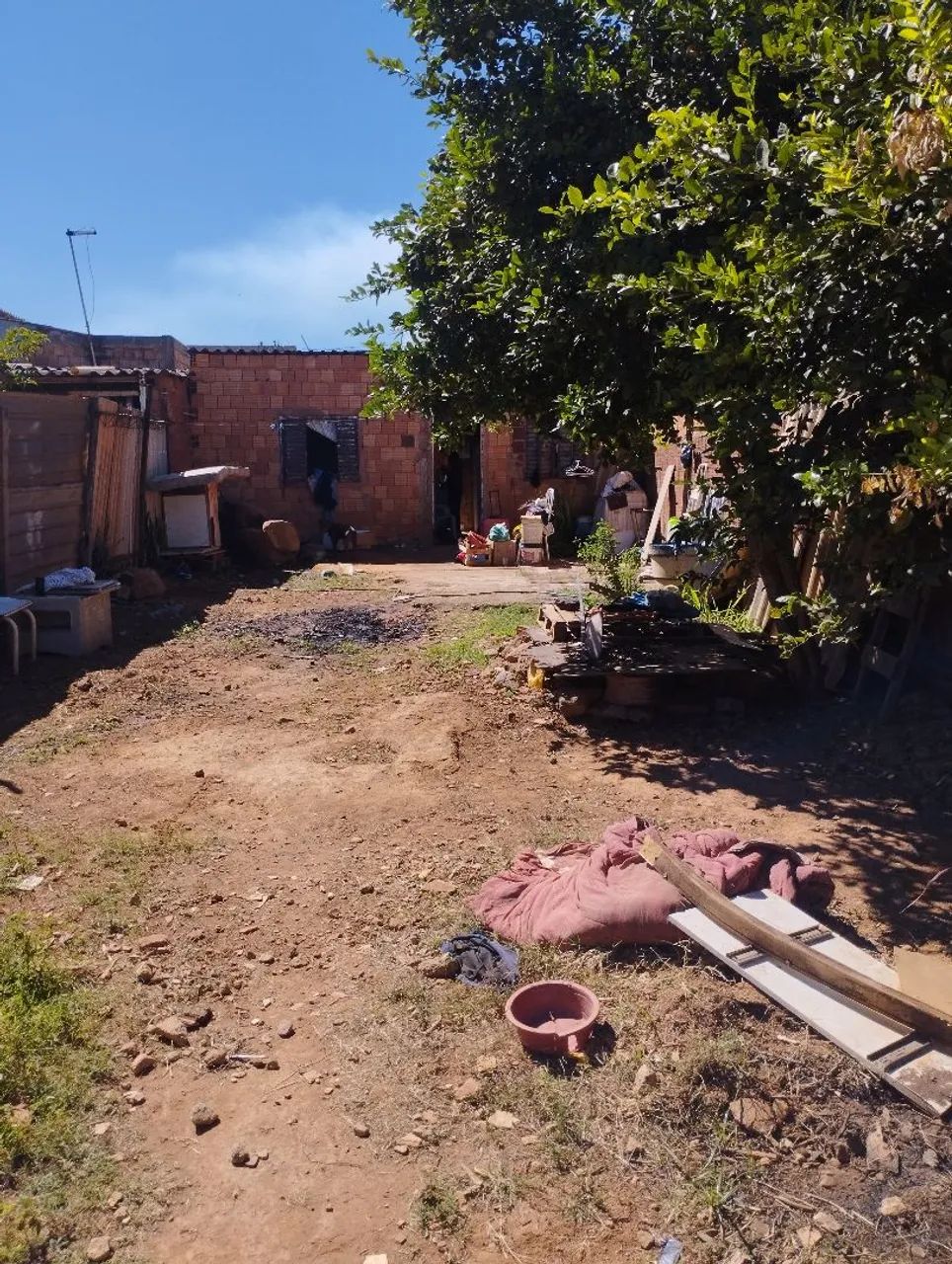 Vendo lote com Barraco - urgente 