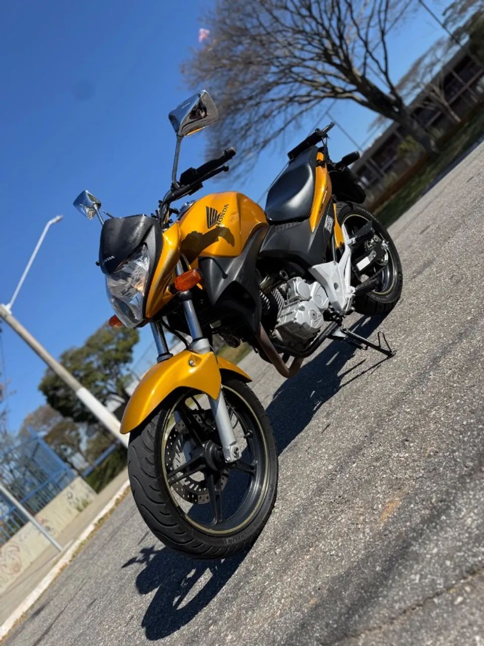 CB 300R - 2010
