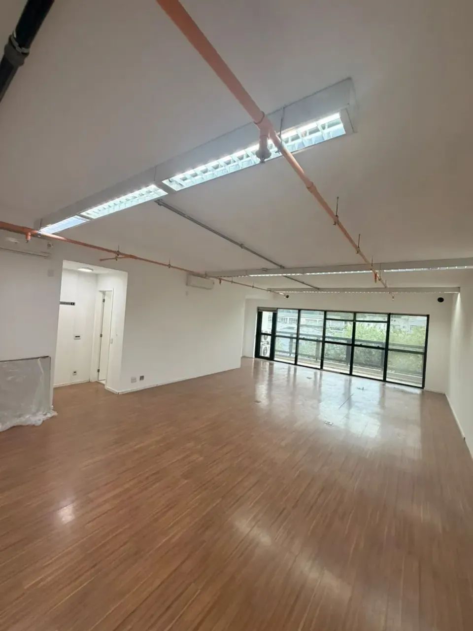 SALA COMERCIAL DE 76 m² NO D´OFFICE  CENTRO DE DIADEMA