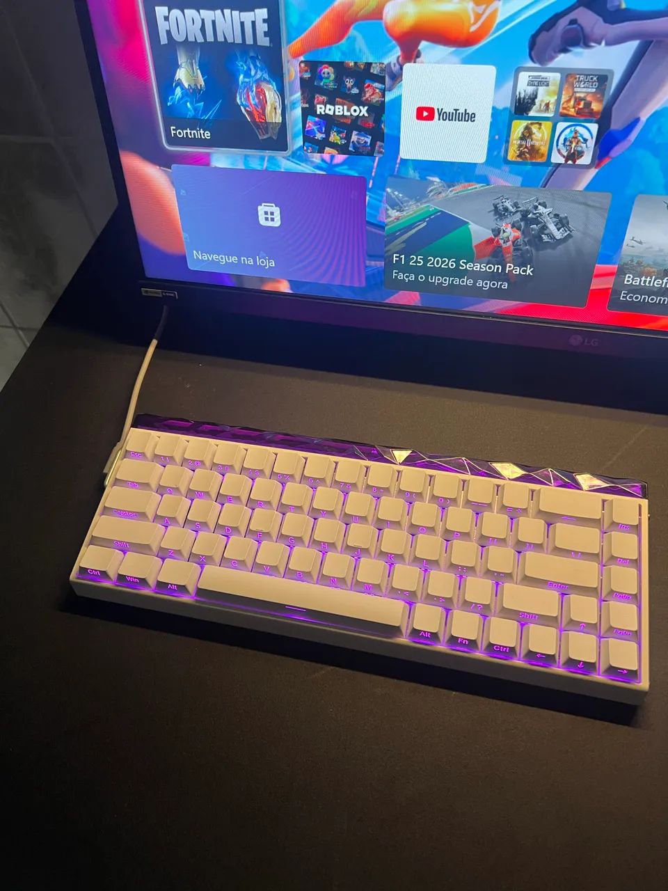 TECLADO AULA HERO 68 HE - Foto 5