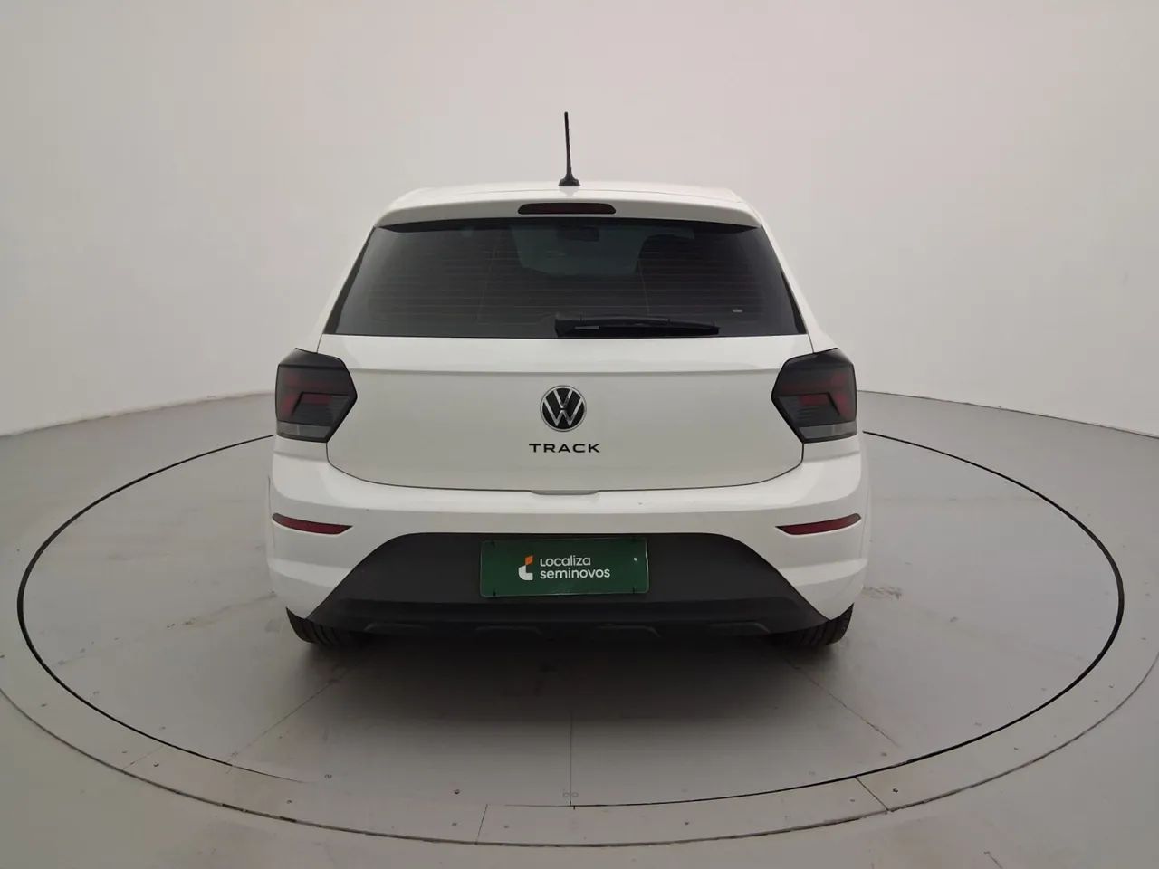 Volkswagen Polo Track 1.0 Flex 12V 5p, foto 4 de 18