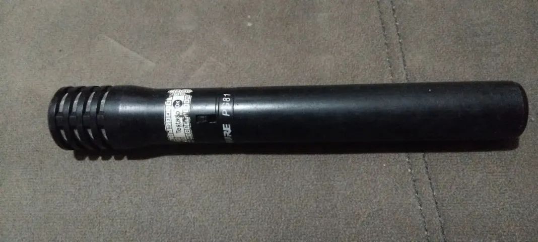 Microfone PG81