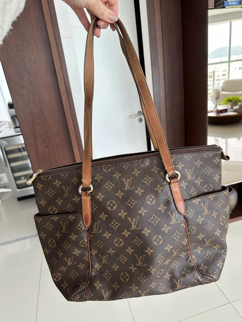 Bolsa Louis Vuitton Totally 