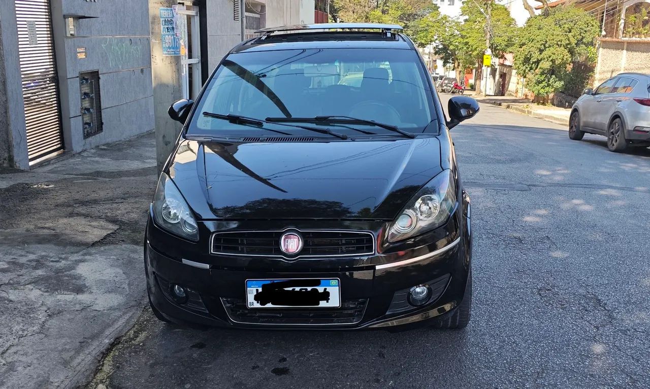 Fiat Idea Sporting 1.8 Flex 16V 5P 2012 - Foto 3