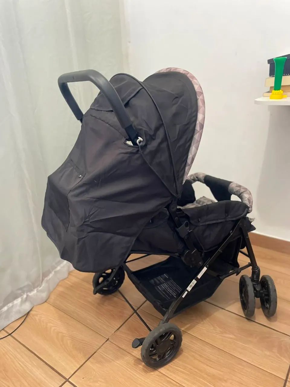 Carrinho de bebê em ótimo estado! - Foto 2