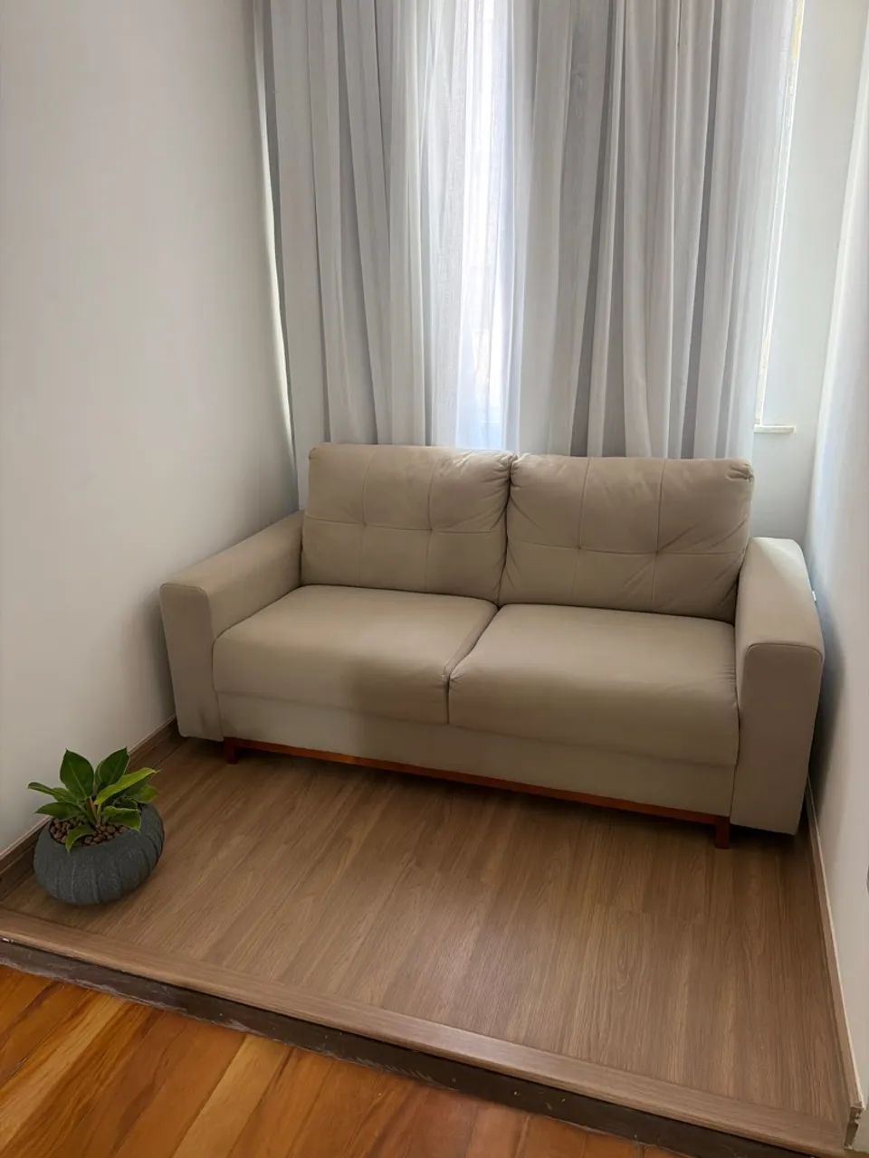 Sofá 2 lugares - semi novo 