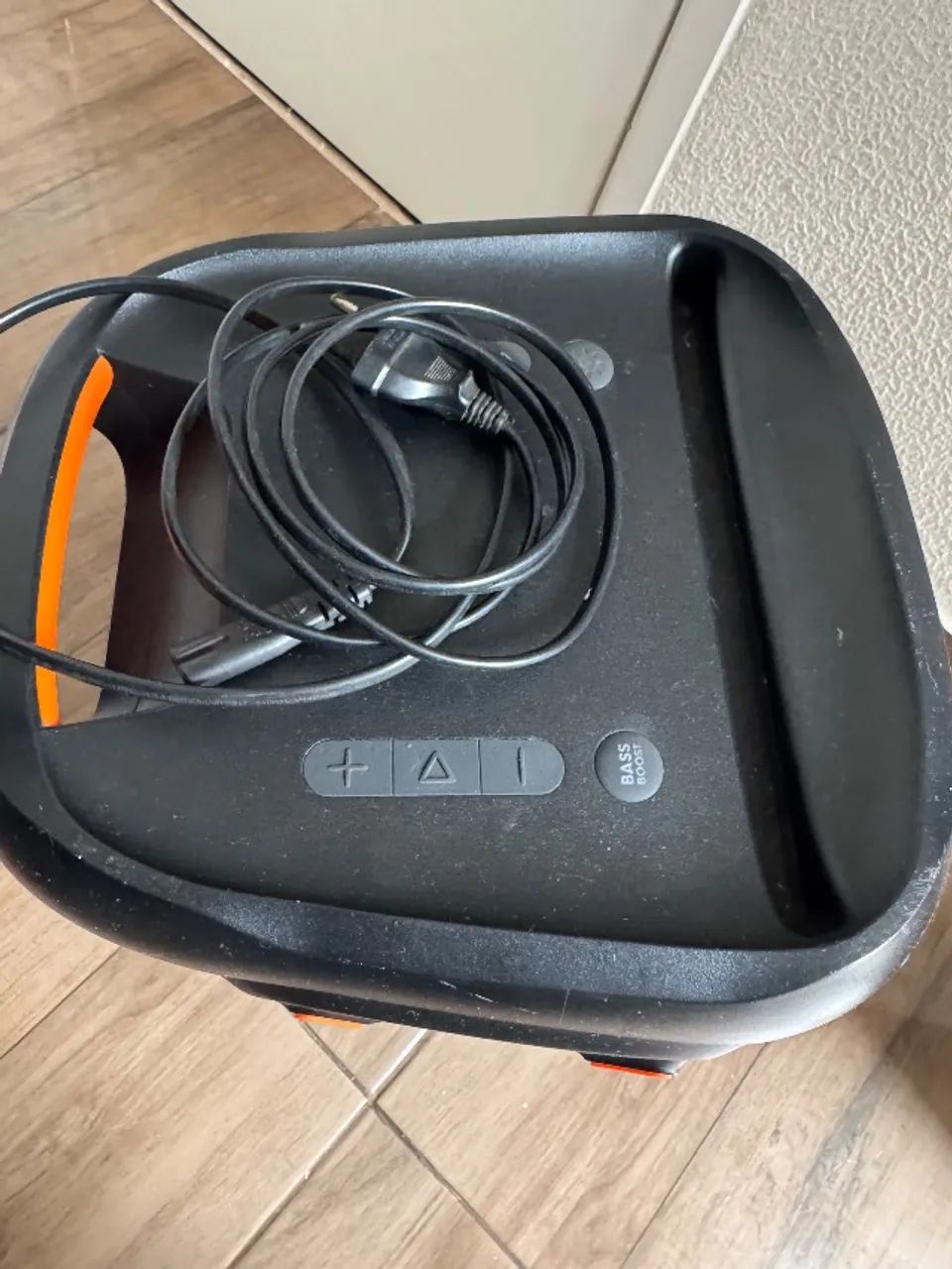 Caixa de Som JBL PartyBox 100 - Potente e Original  - Foto 4
