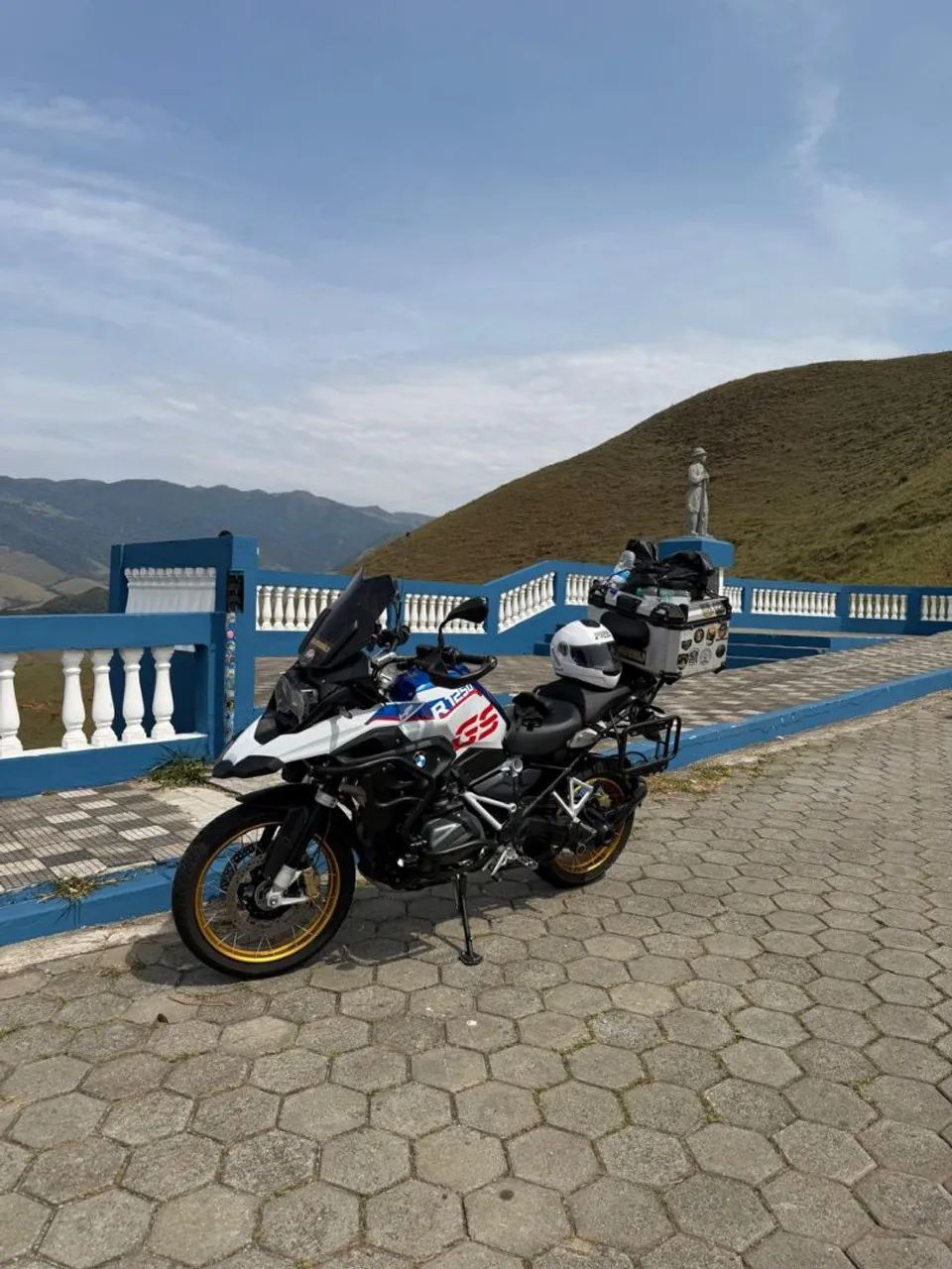 R1250