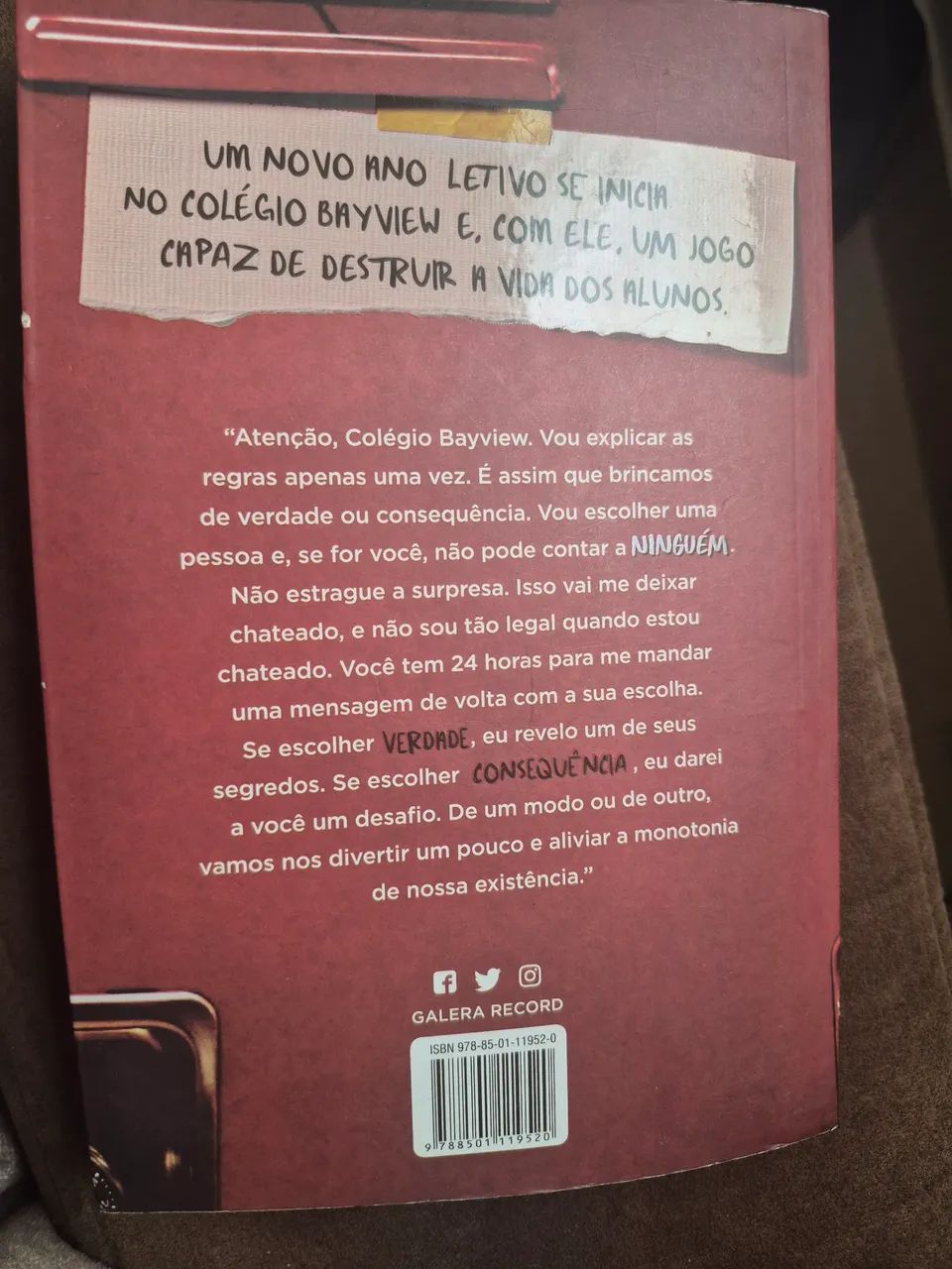 Livro Um de nos e o proximo - Foto 3