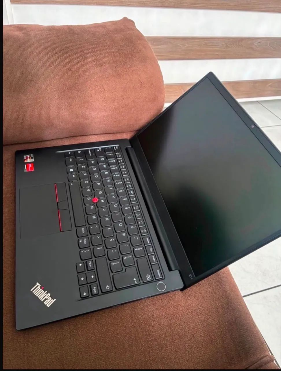 ThinkPad Ryzen 5 com Placa de Vídeo  - Foto 2