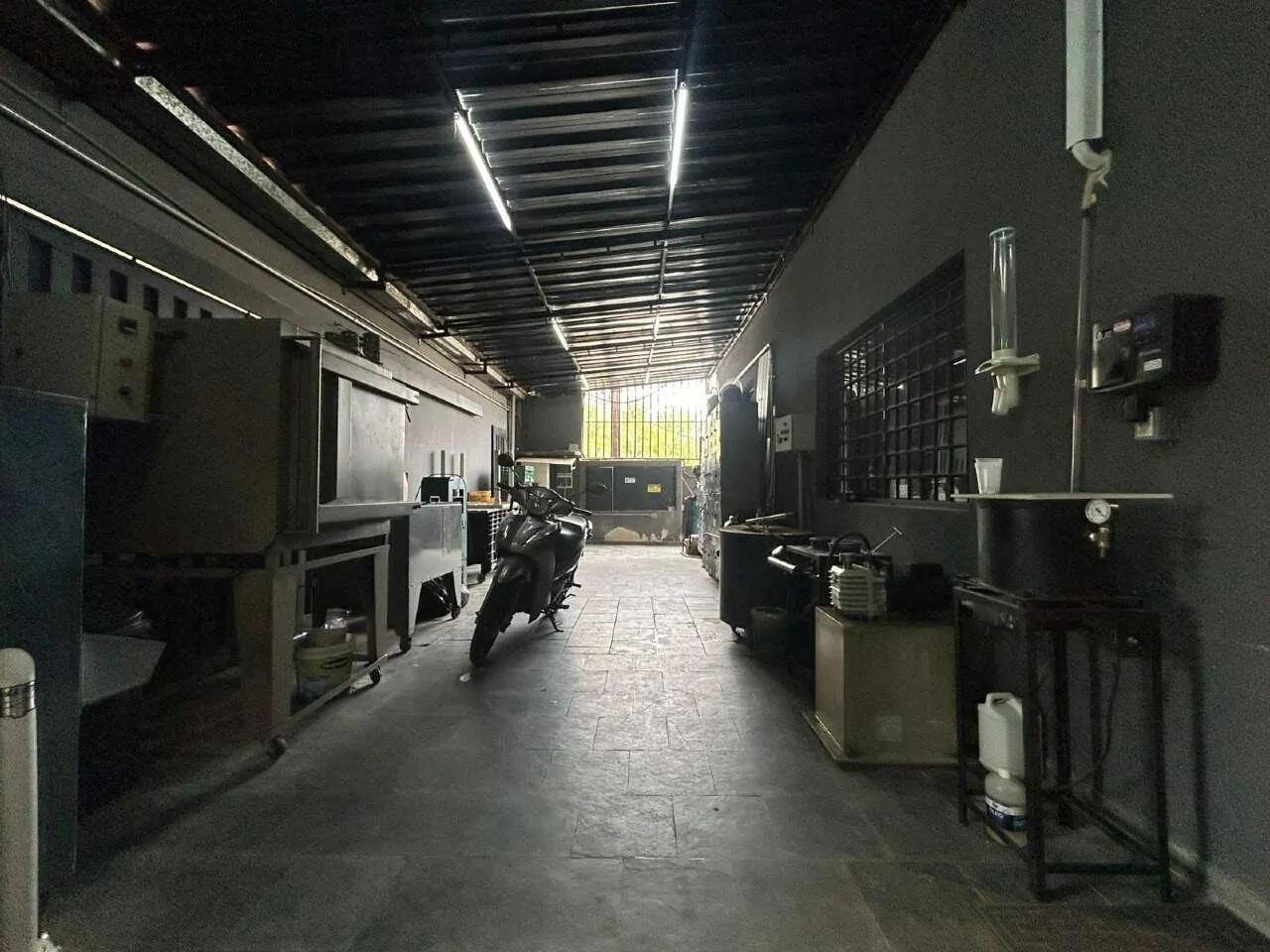 Imóvel comercial com 581,07 m² na Vila Queiroz - Foto 2