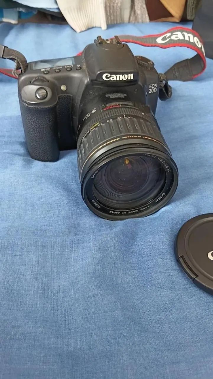 Camera boa em otimo estado com 1 lente super top - Foto 2