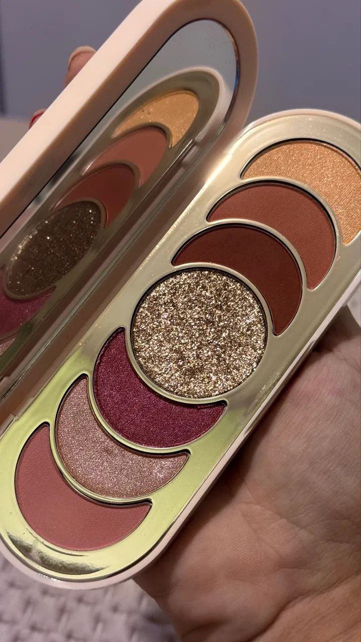 Rare Beauty Discovery Eyeshadow Palette - Foto 4