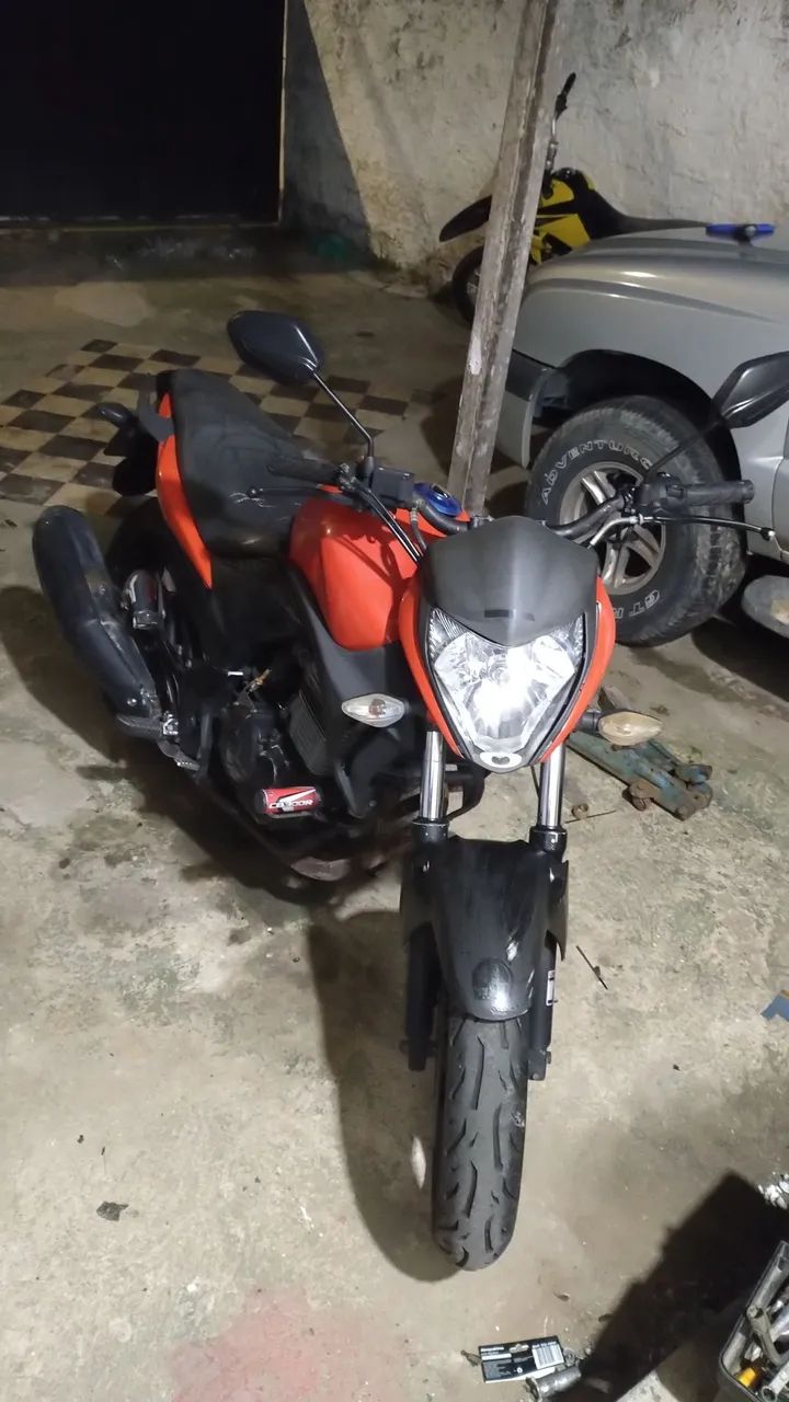 Cb 300 2010 pra vender logo