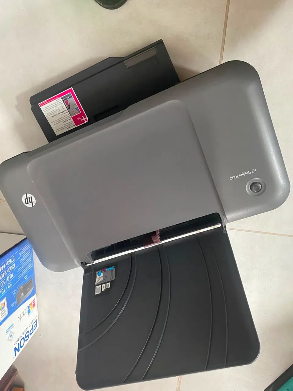 Impressora HP DeskJet 1000 - Funcionando | Só precisa dos cartuchos - Foto 3