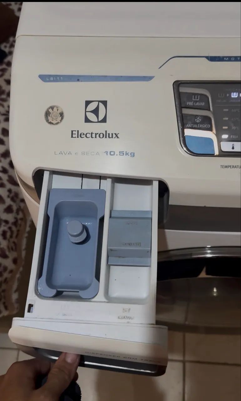 Lava e seca Electrolux 10,5kg  - Foto 3