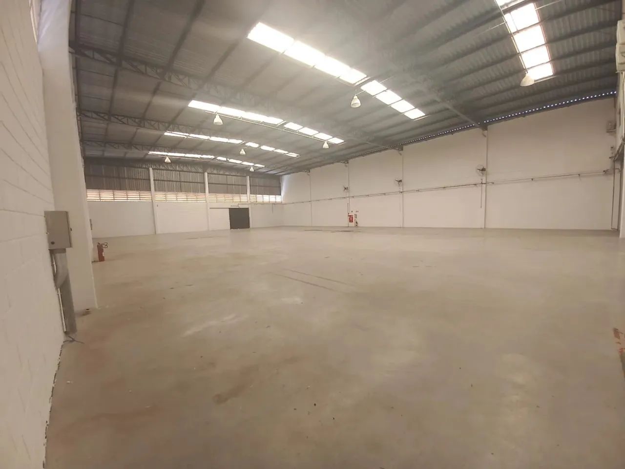 Galpão a venda com 1317 m² no Iporanga - Sorocaba - SP - Foto 2