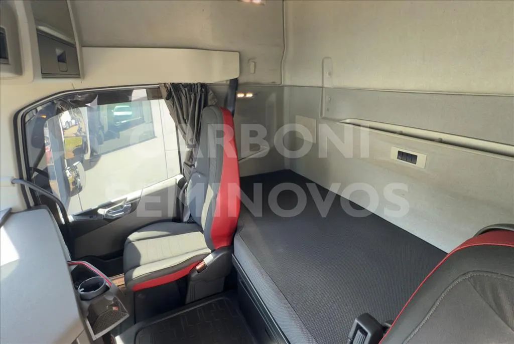 VOLVO FH 460 6X2T GLOBETROTTER 2021/2022 - Foto 8