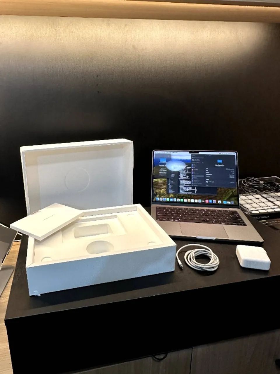 Laptop Apple Macbook Pro M3 14 A2918 8gb Ram 512gb Ssd - Foto 2