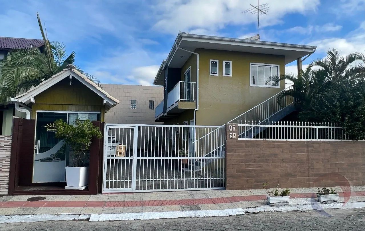 Hotel/Pousada de 156m² no bairro Barra Da Lagoa - Foto 2