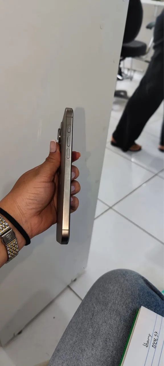 iPhone 15 pro Max, de 256GB (usado)  - Foto 4