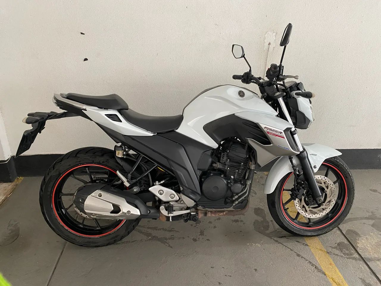 Fz25 