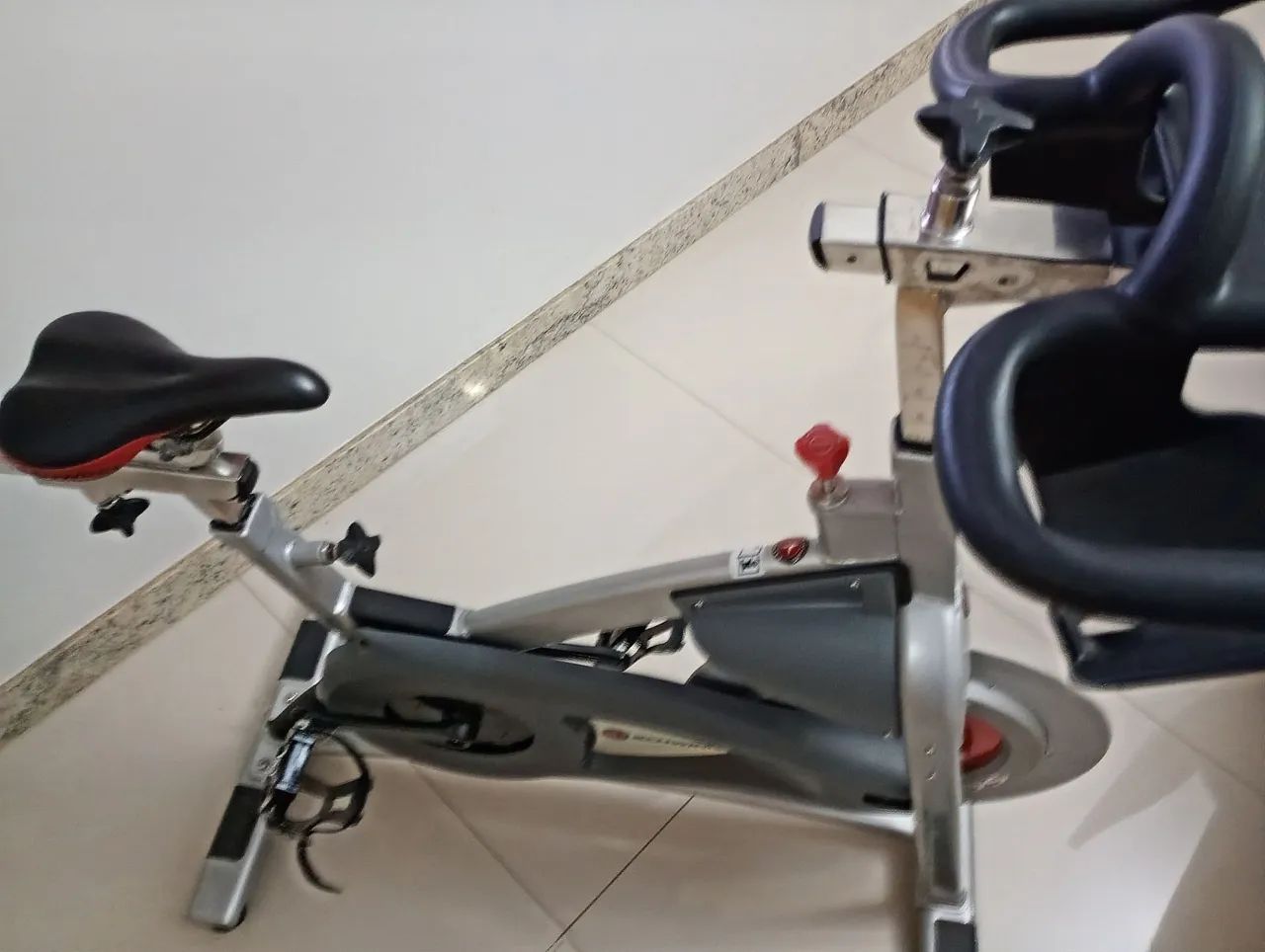 BICICLETA ERGOMÉTRICA  - Foto 2