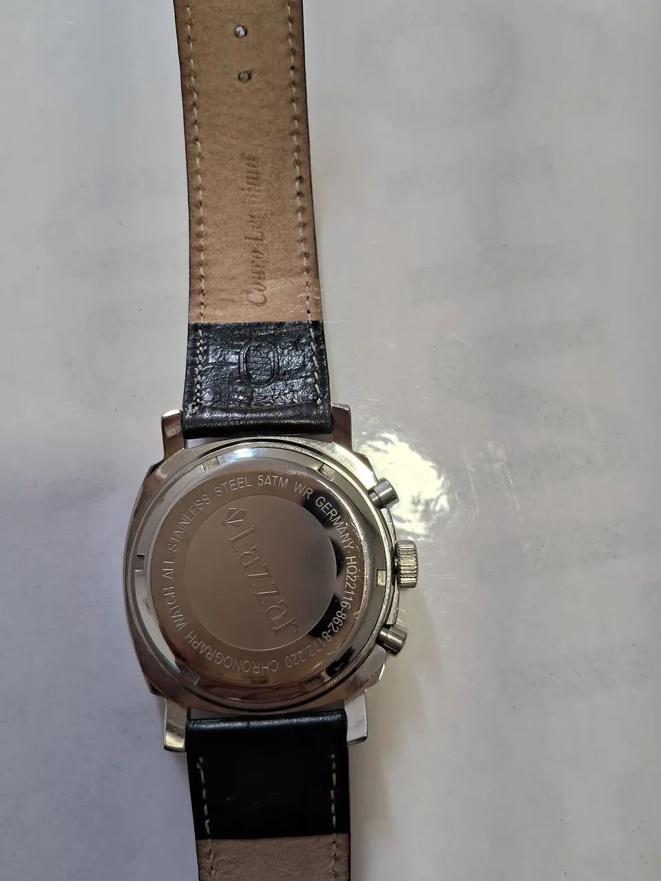 Vendo relogio marca lazzar produto alemão funcionando perfeitamente bem comsevado  - Foto 2