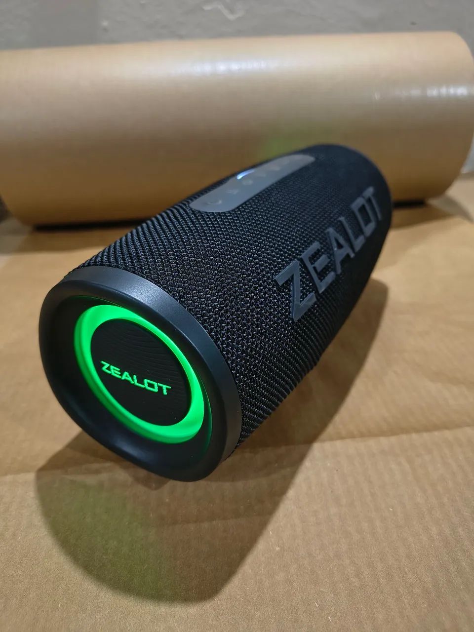 caixa de som Bluetooth zealot S56 