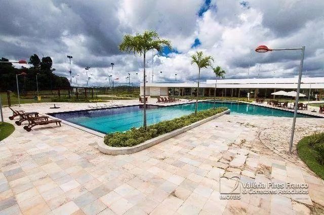 Lote em Condomínio em Outeiro com 612.95 m² .