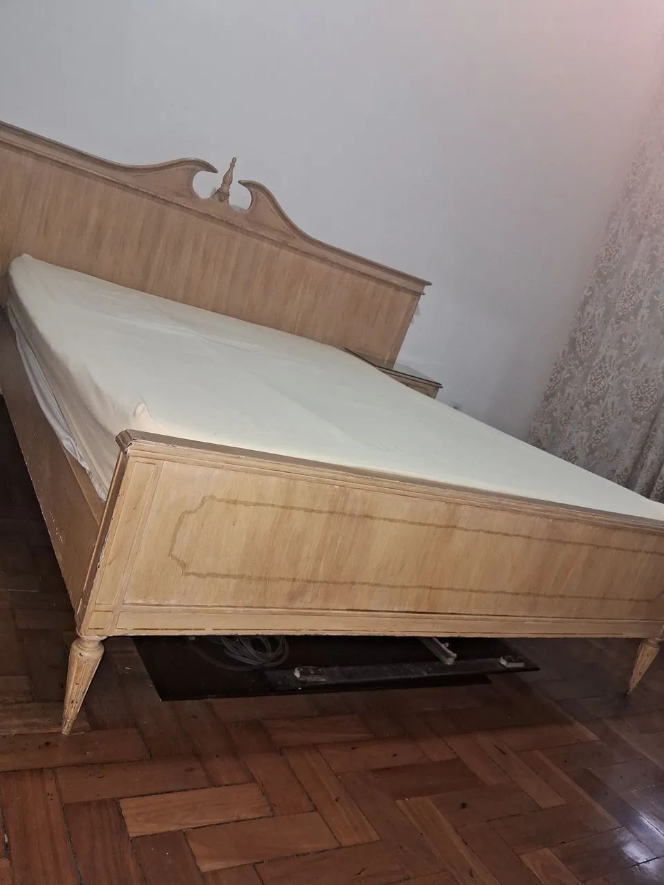 Cama de casal antiga estilo Luis XVI - Foto 5