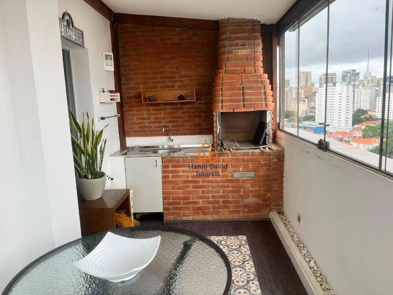 Apartamento com 133m², 2 quartos, varanda com churrasqueira e 2 vagas - Foto 4