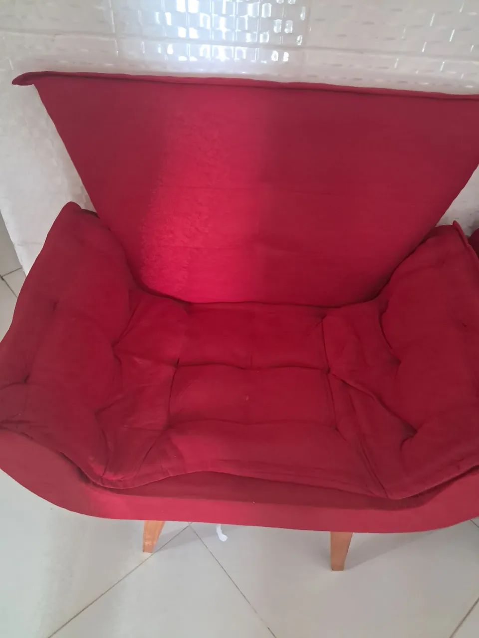 2 poltronas vermelhas - Foto 2