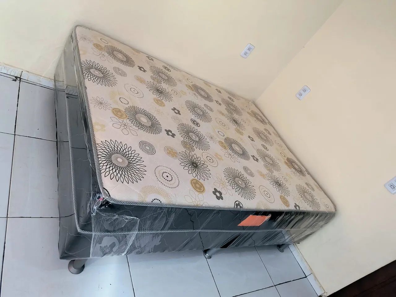 Cama Casal Box Espuma Higienizada 